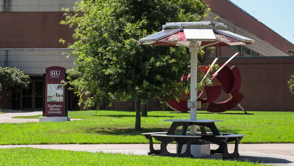 Geo-CARE Lab Receives SIU Sustainability Funding to 3D-Print Erosion Barriers from Campus Waste
